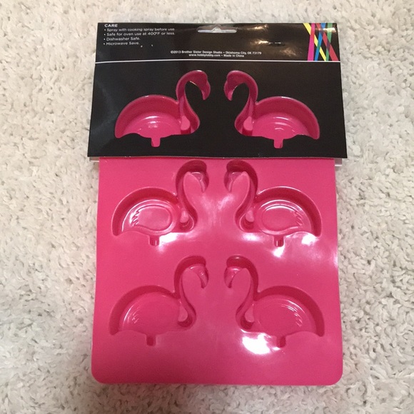Flamingo Silicone Mold and Pineapple Silicone Mold (a bundle of three molds) - Picture 7 of 7